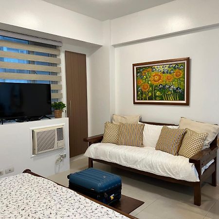 Telly'S Studio Across Naia3 Manilla Buitenkant foto